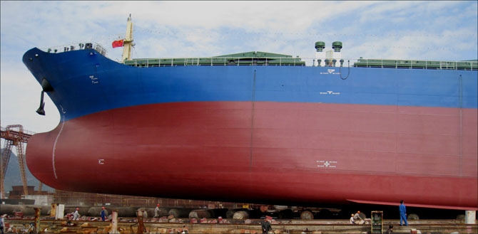ship launch with airbags at deficient water level